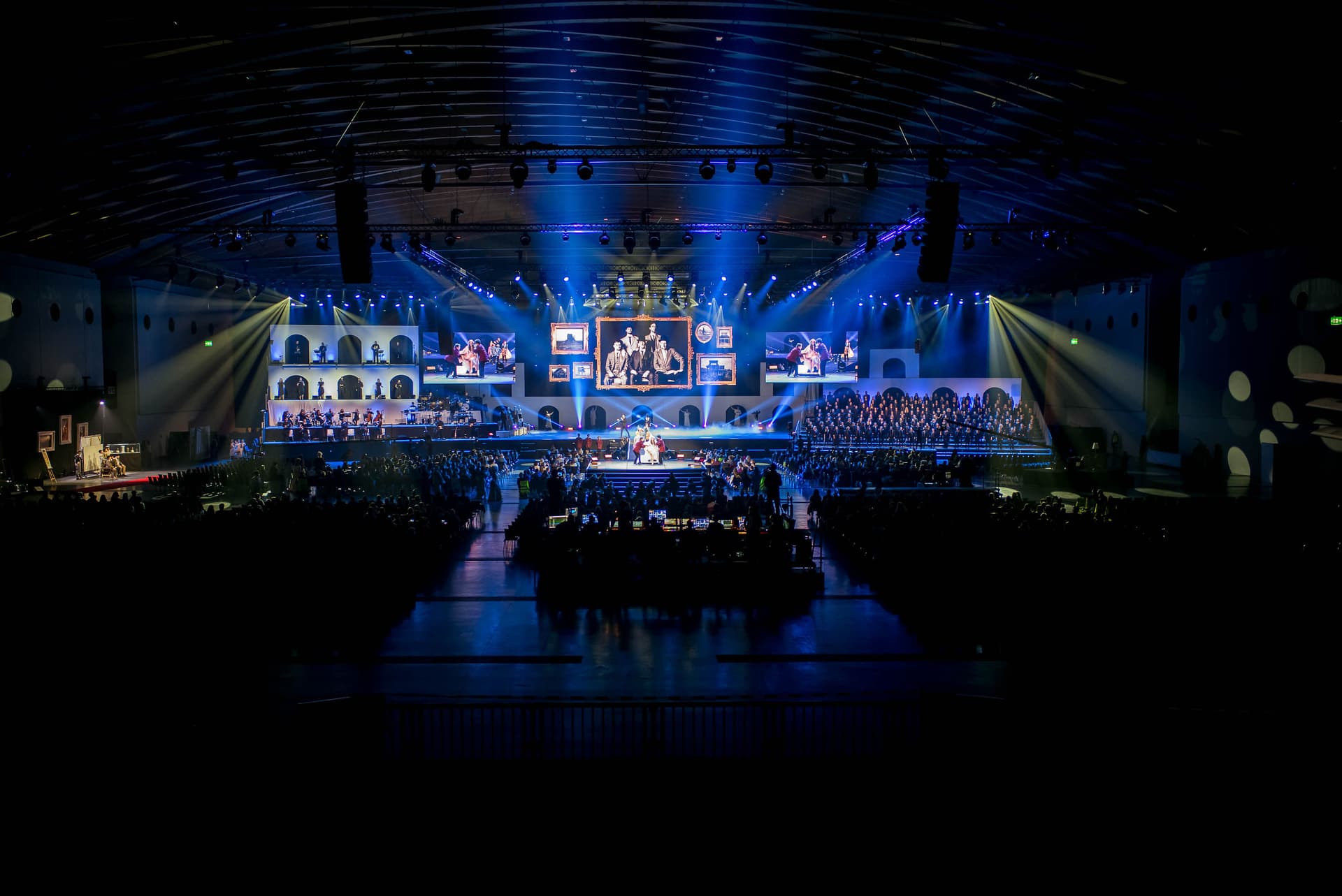 The Weihnachten Neu Erleben Show